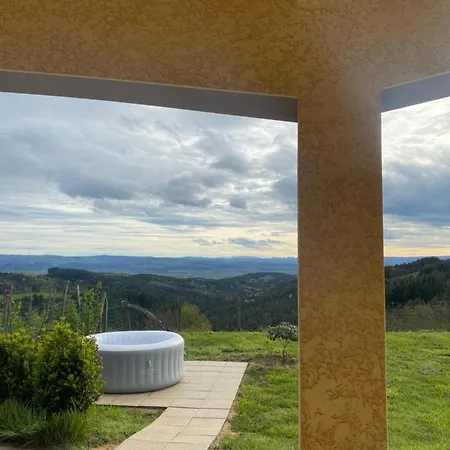 Grande Maison Recente Avec Vue *